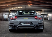 米兰百家乐-赛道与球场，范戴克的生涯之夜与F1新赛季的轰鸣交响