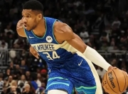 ac米兰-雄鹿大胜老鹰，豪取五连胜！