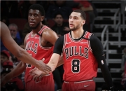 米兰体育app入口-包含天津队翻盘魔术，拉文扛起全队的词条