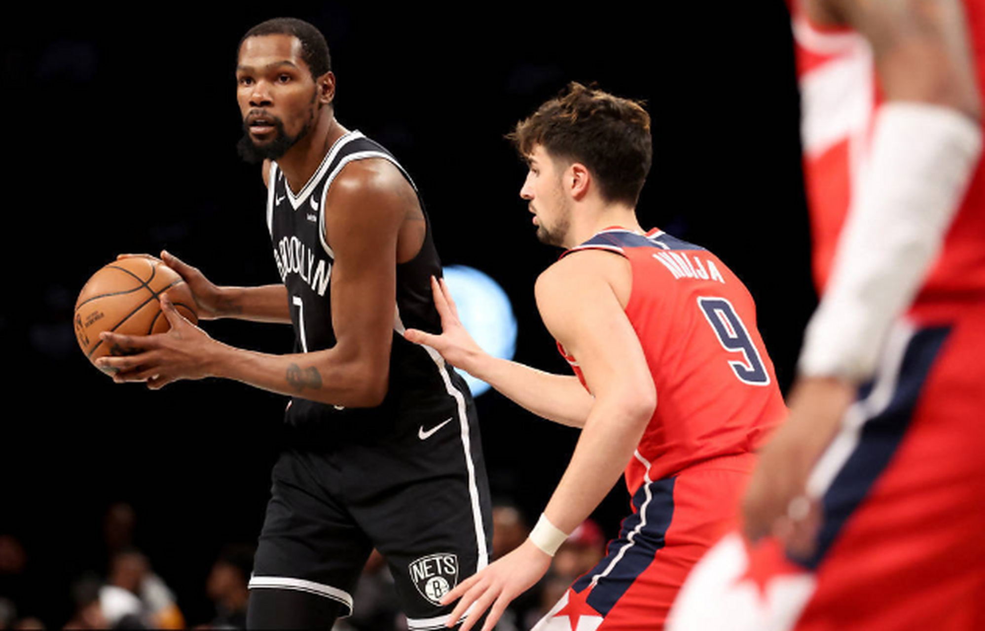 奇才惨败篮网，东部榜尾继续