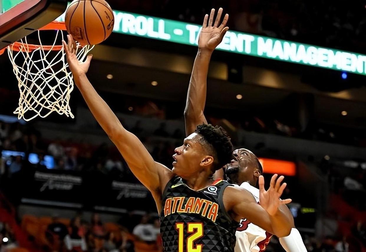 关于骑士新援表现神勇，球队战绩稳健的信息