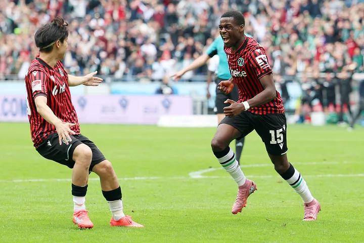 关于凯泽斯劳滕新前锋上任表现出挑的信息 关于凯泽斯劳滕新前锋上任表现出挑的信息