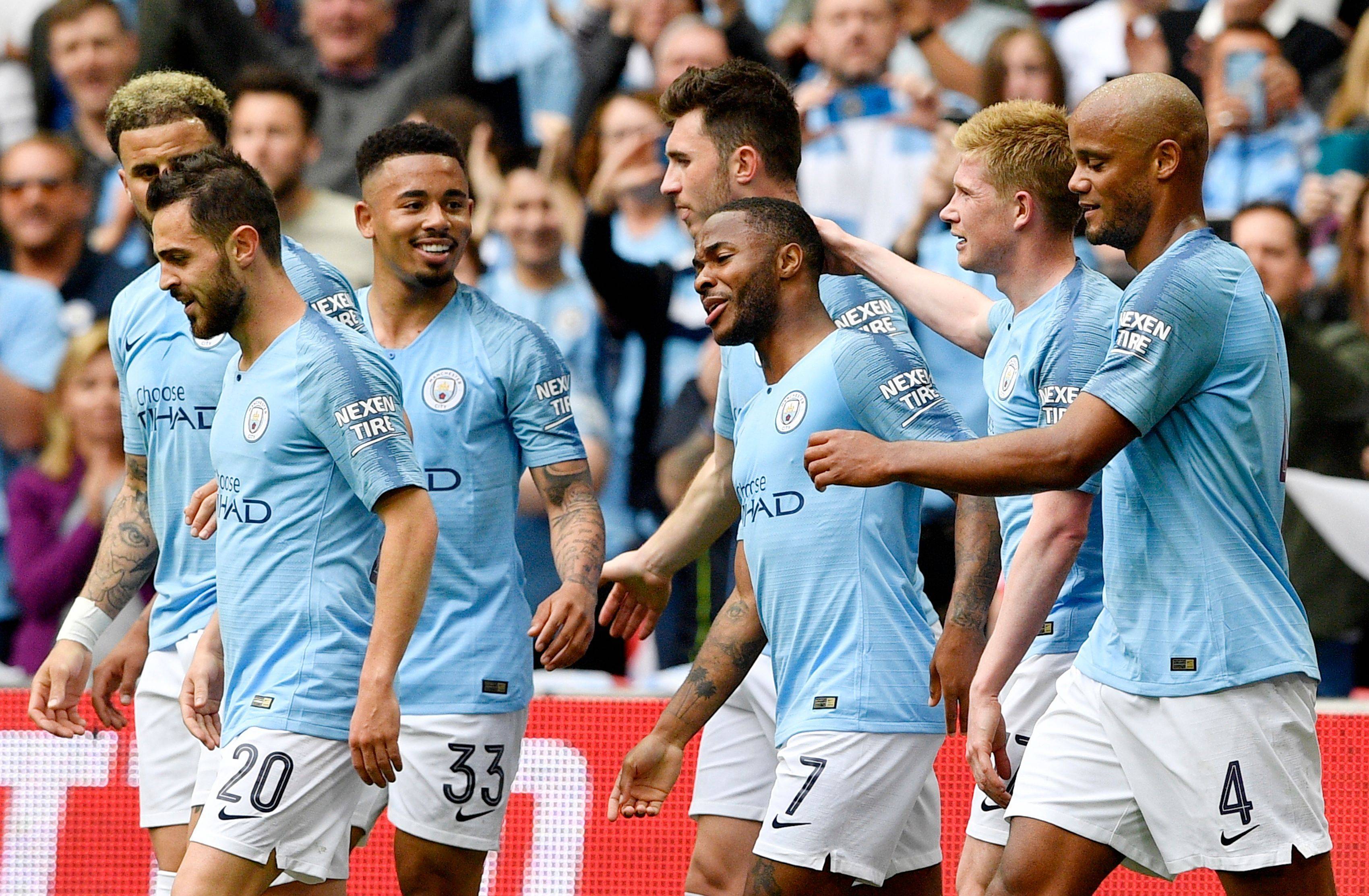 曼城在主场逆势战胜对手稳定领先位置 曼城在主场逆势战胜对手稳定领先位置