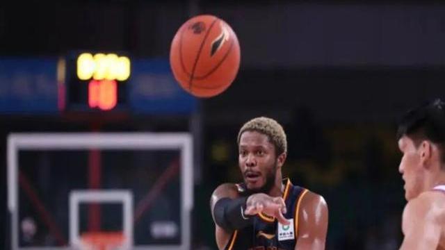 包含比赛赢面大增!新援强势登场效力显著的词条 包含比赛赢面大增!新援强势登场效力显著的词条