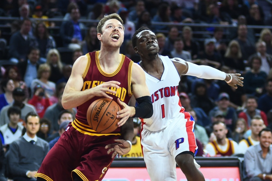 包含熊主场胜骑士结束两连败的词条